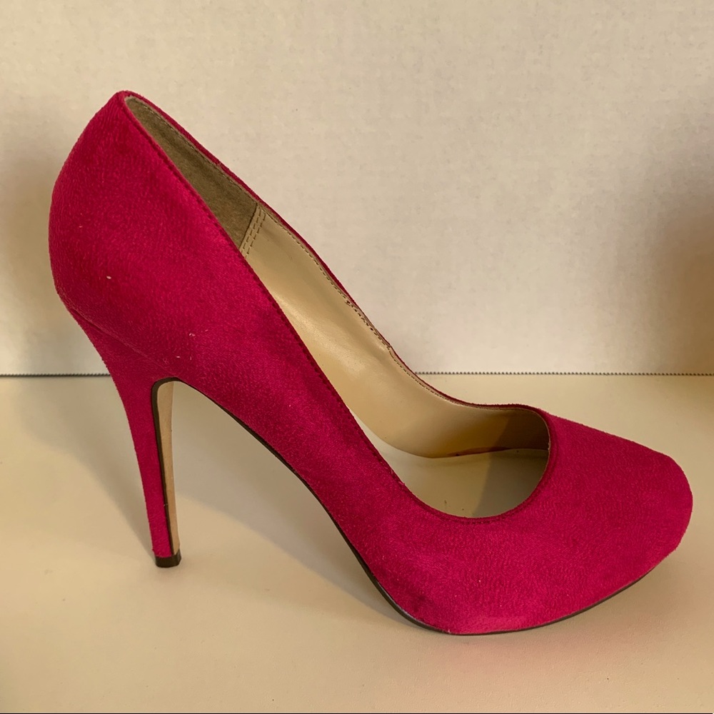 Fuchsia Suede Pumps